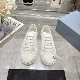 Picture of Prada Shoes _SKUPradasz35-40X080218834